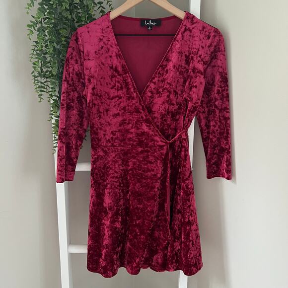 Lulus Shine of Your Life Wine Red Velvet Holiday Wrap Dress Women's Size Small - Picture 3 of 11